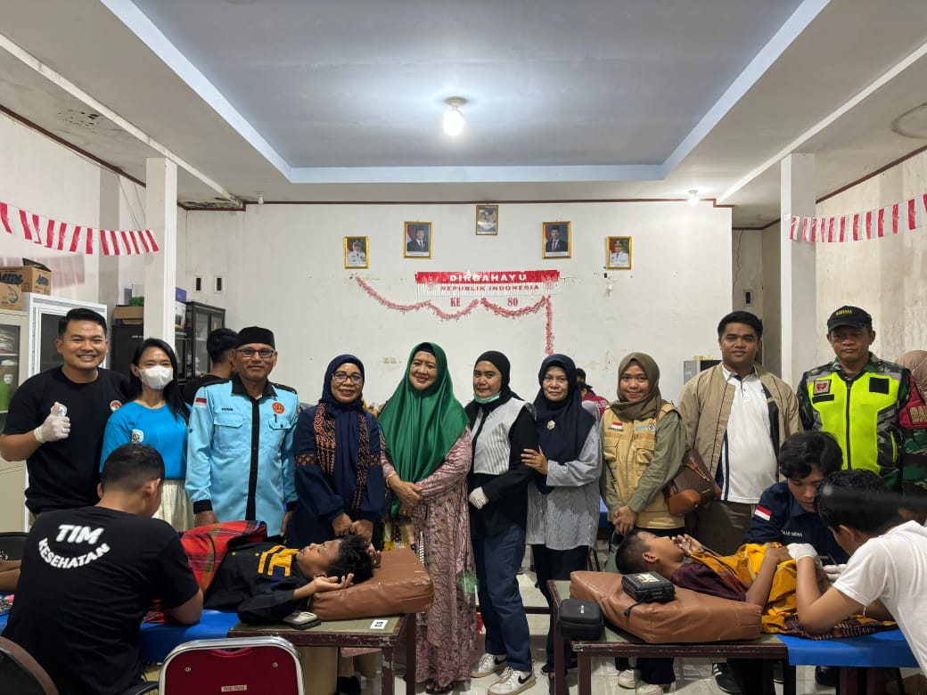 MAHASISWA PROFESI NERS STIK MAKASSAR GELAR KHITAN MASSAL “KHITAN CERIA BERSAMA WARGA” DI DESA JENEMADINGING, GOWA