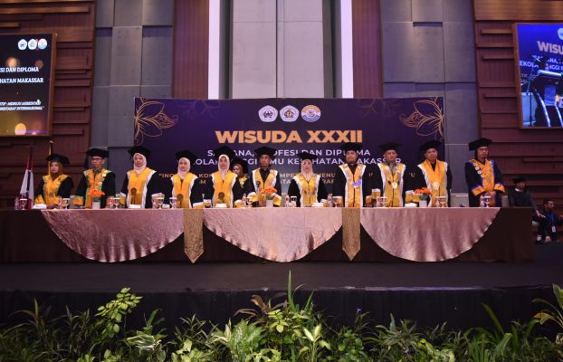 STIK MAKASSAR WISUDA 358 LULUSAN, TEGASKAN KOMITMEN MENUJU AKREDITASI UNGGUL BERTARAF INTERNASIONAL