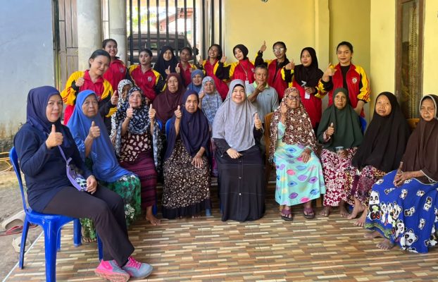 Mahasiswa Profesi Ners STIK Makassar Gelar Senam Lansia Prolanis dan Pemeriksaan Kesehatan Gratis di Desa Je’nemadinging