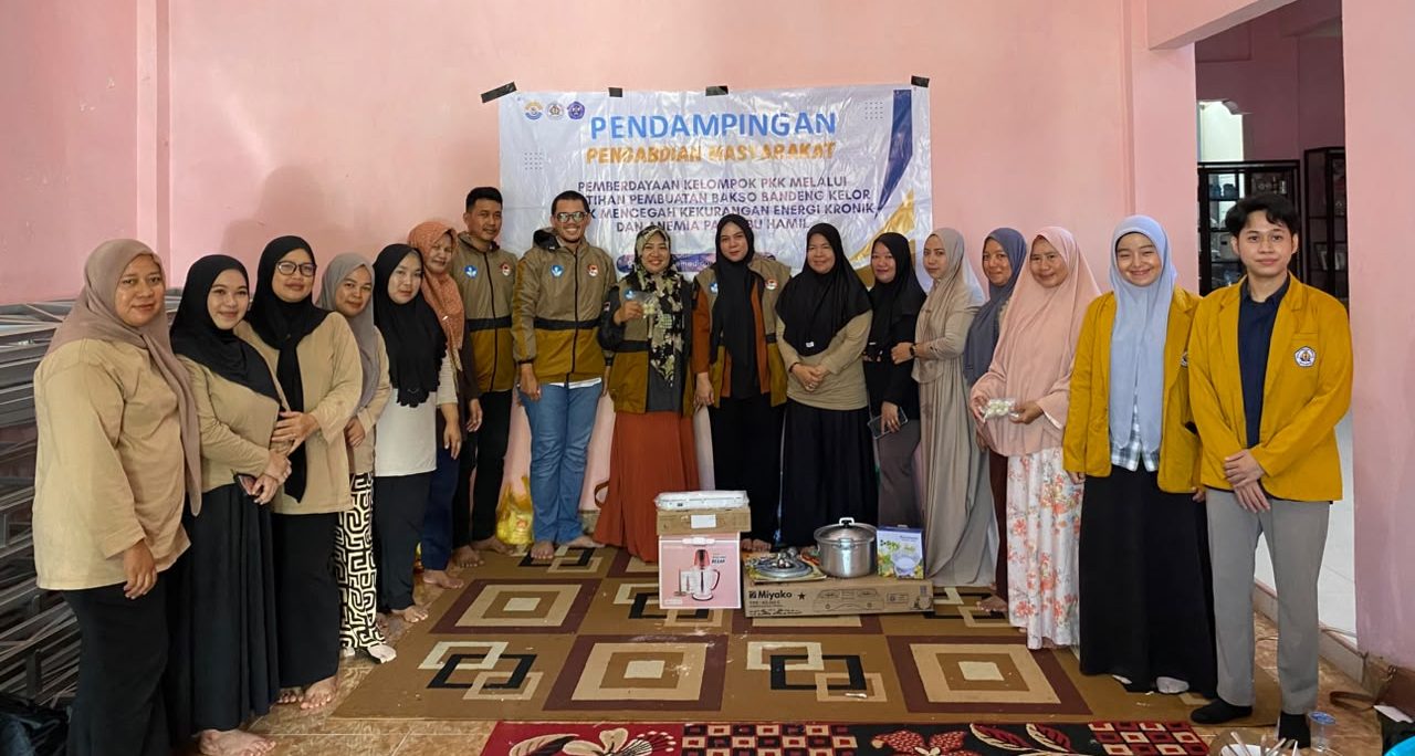 Pemberdayaan Kader Melalui Pelatihan Pembuatan Bakso Ikan Bandeng dan Daun Kelor Berbasis Pangan Lokal